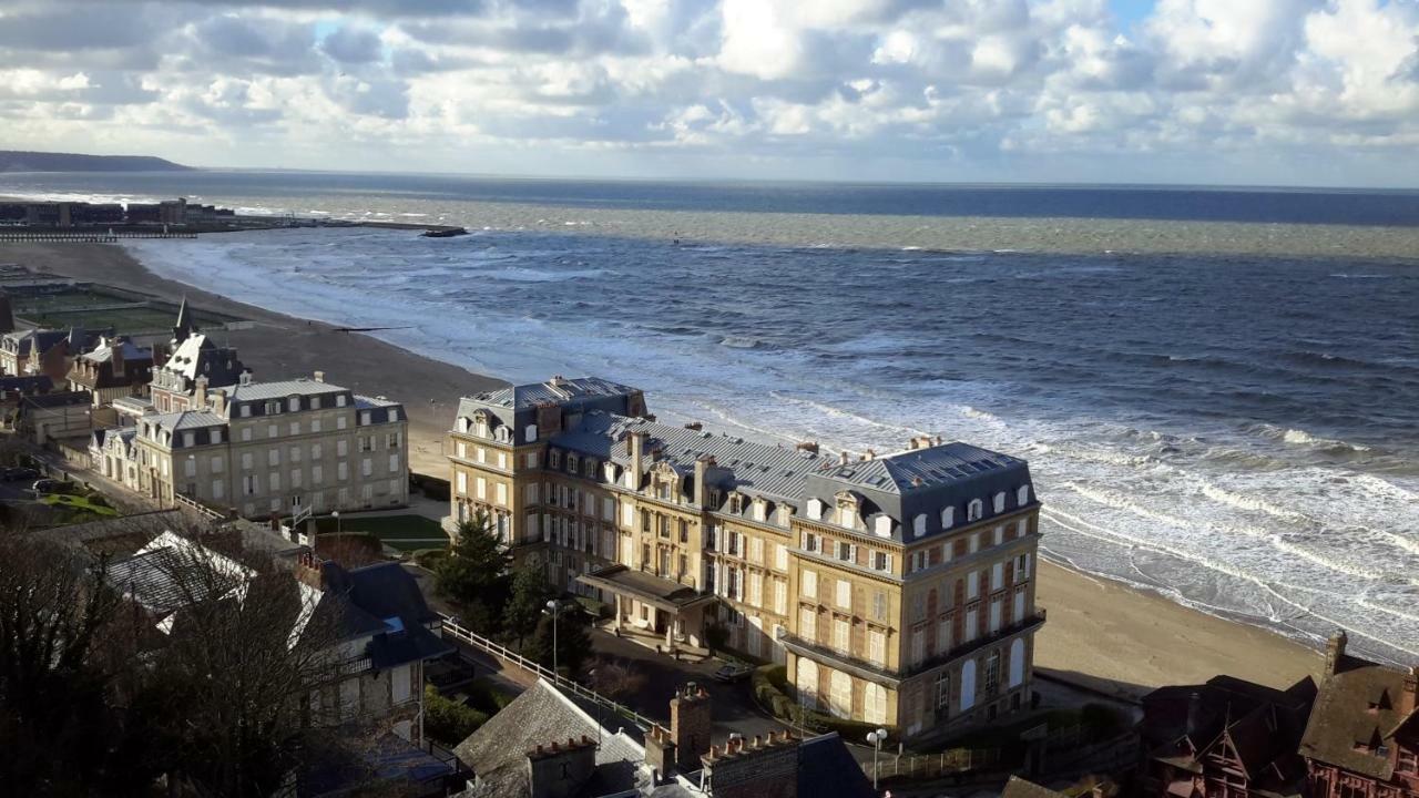 Residence "Les Tamaris" Trouville-sur-Mer Bagian luar foto