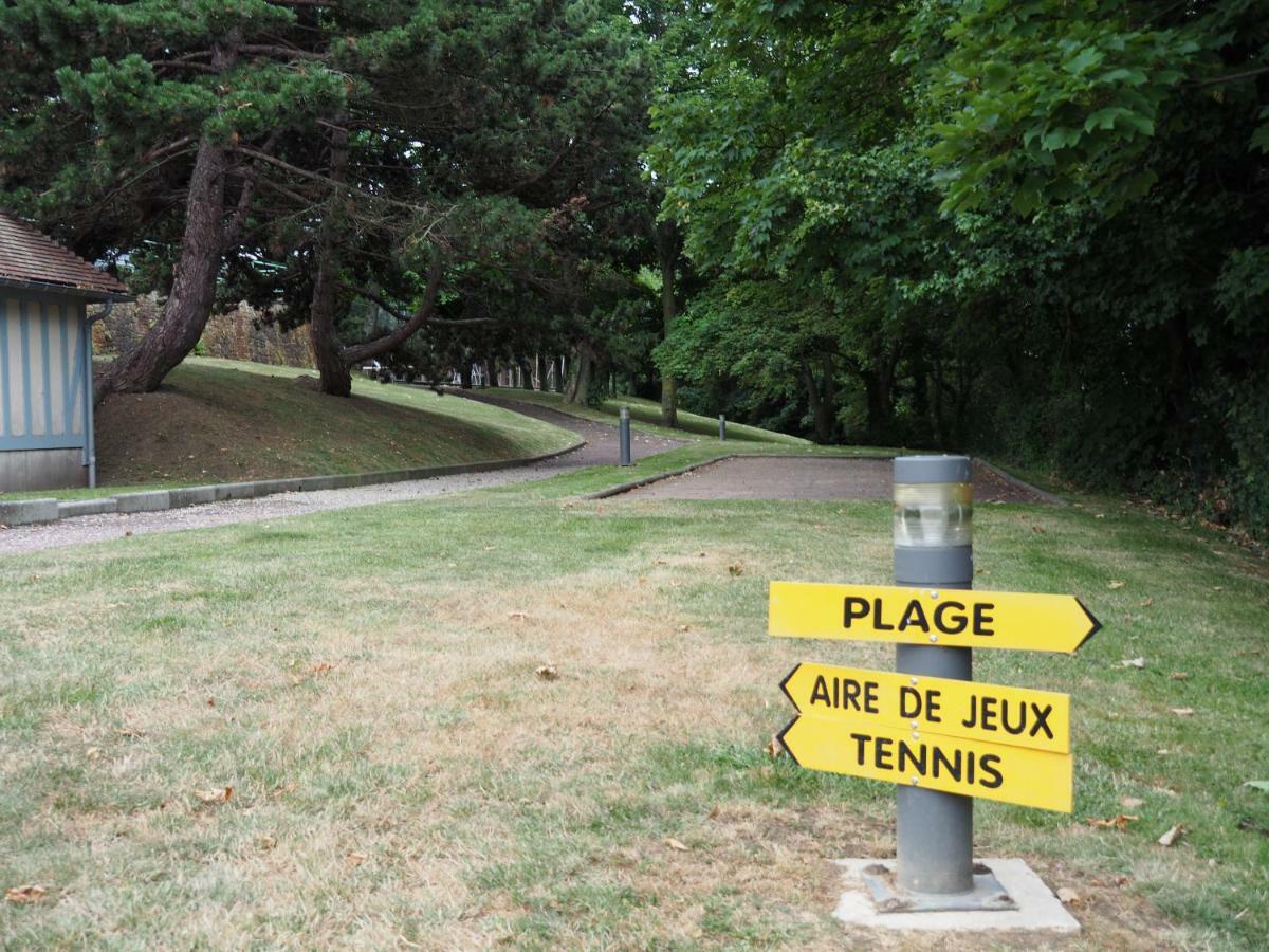 Residence "Les Tamaris" Trouville-sur-Mer Bagian luar foto